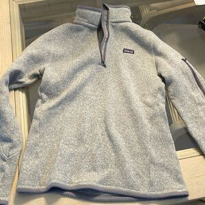 Patagonia womens grey pullover size small